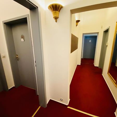 Doppelzimmer Lounge, Direkt Am Alten Strom Rostock Exterior foto
